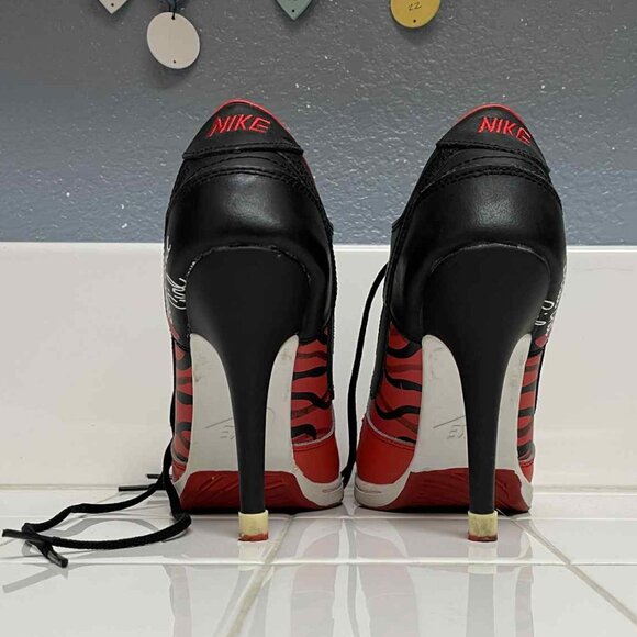 Nike dead end girl sneaker heels - Picture 5 of 13